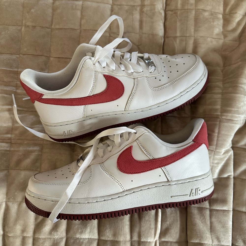 Nike AIr Force 1 (Women’s)